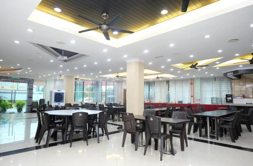 Rayyan Soffea Hotel Kota Bharu Exterior photo